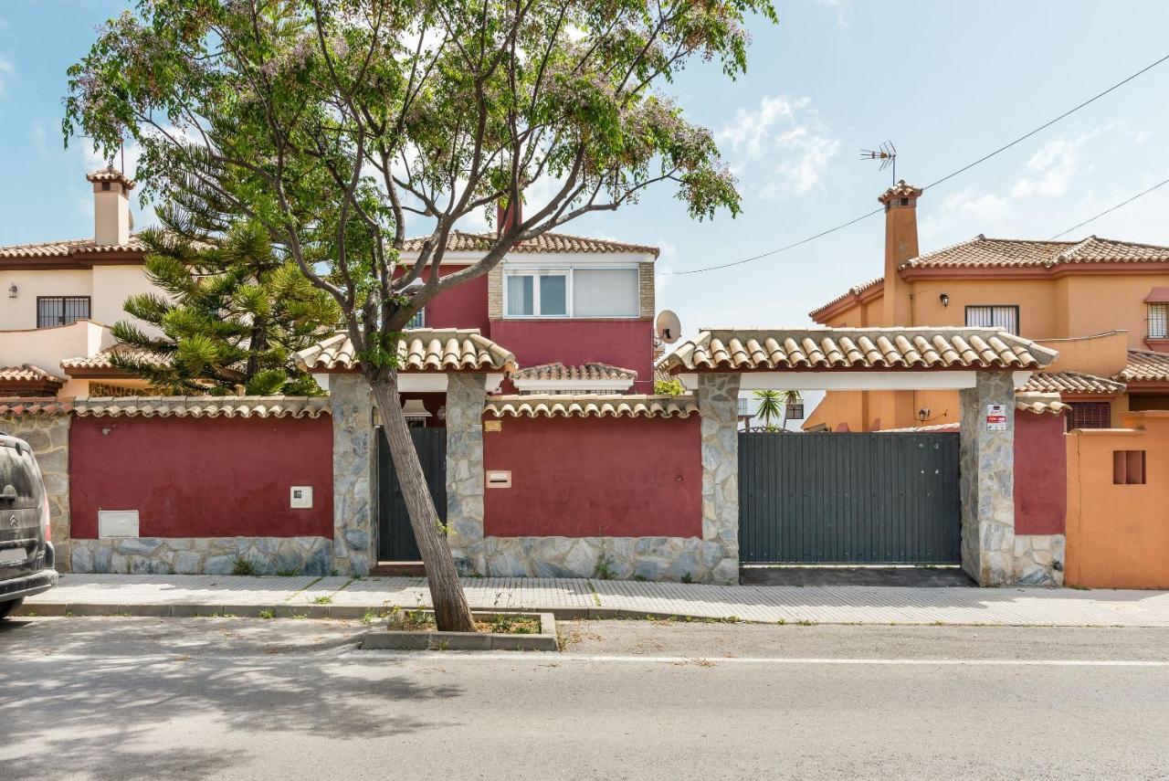 Villa Marty - Mayores De 25 Anos Chiclana de la Frontera Exteriér fotografie